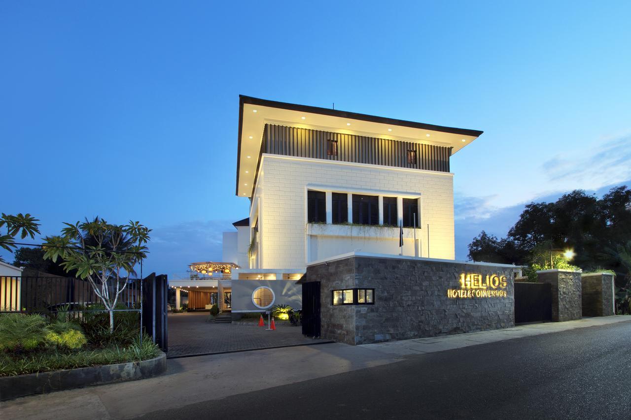 Helios Hotel Bone Watampone Exteriör bild